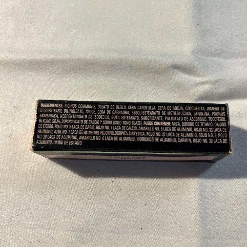 Mary Kay Crème Lipstick Red /Rouge #022850 Discontinued